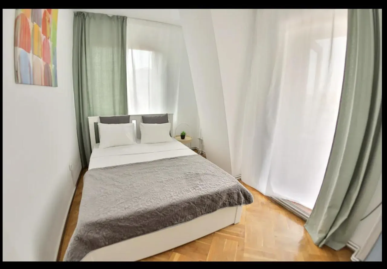 Rooftop Terrace Apartment Bucharest 0*,