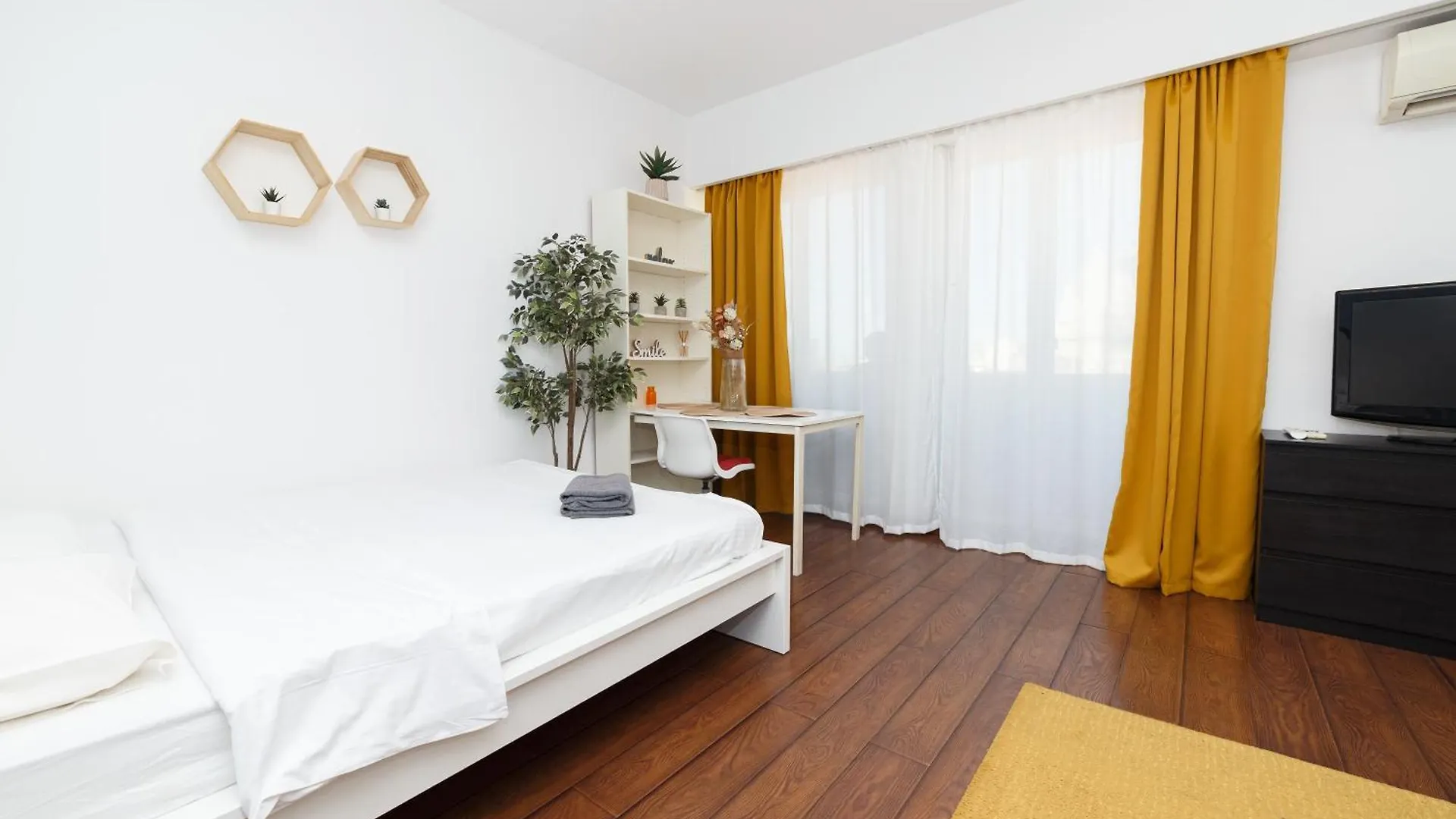 Rooftop Terrace Apartment Bucharest